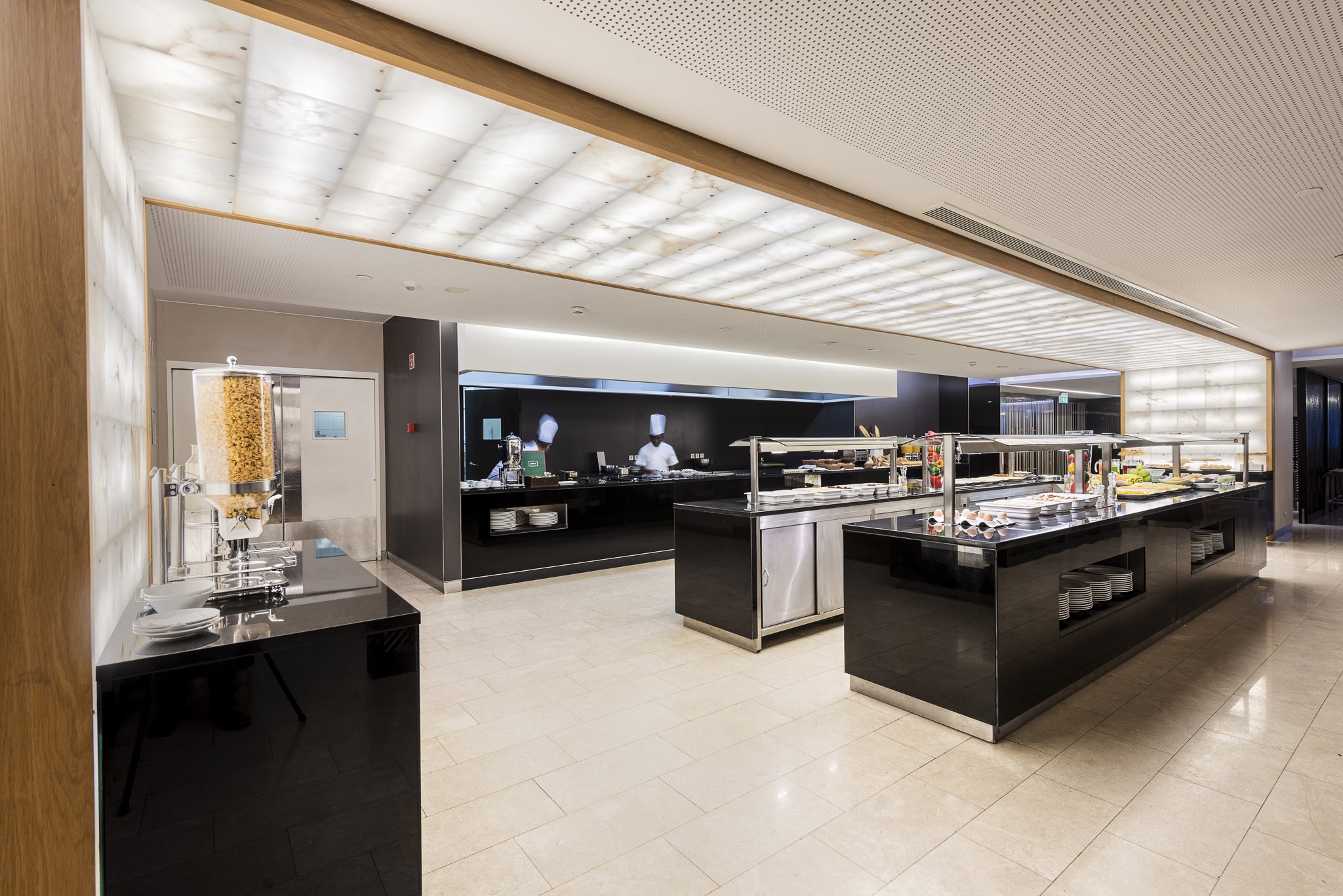 Angola Luanda Hotel Tropico Restaurante Coral Buffet 3