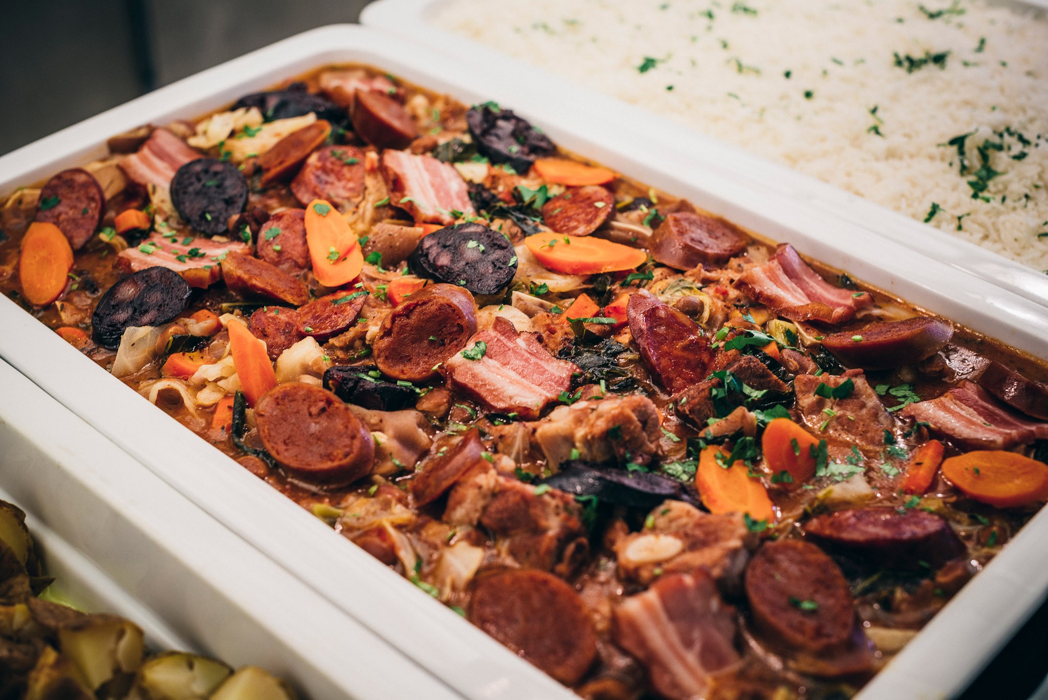 Angola Luanda Hotel Tropico Restaurante Coral Buffet Feijoada