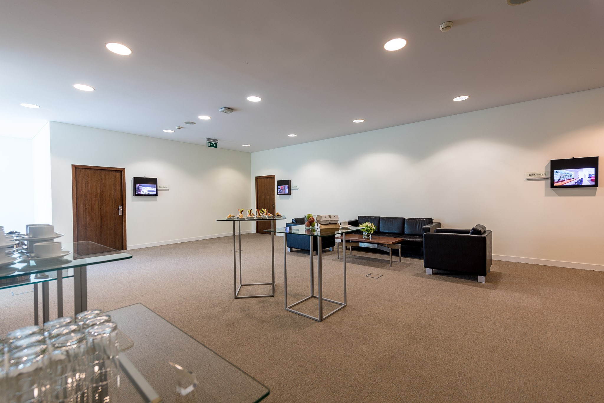 Portugal Lisboa Oeiras Porto Salvo Lagoas Park Hotel Lagoas Salas Reunião Foyer Estoril (1)