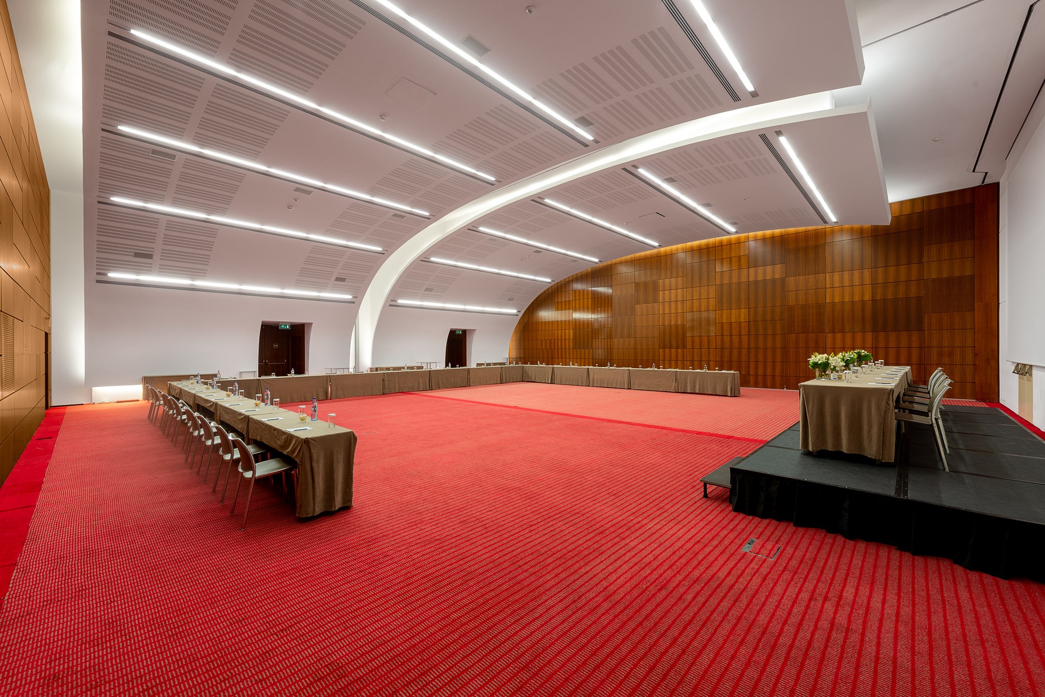 Portugal Lisboa Oeiras Porto Salvo Lagoas Park Hotel Lagoas Salas Reunião Lagoas II e III em U (2)