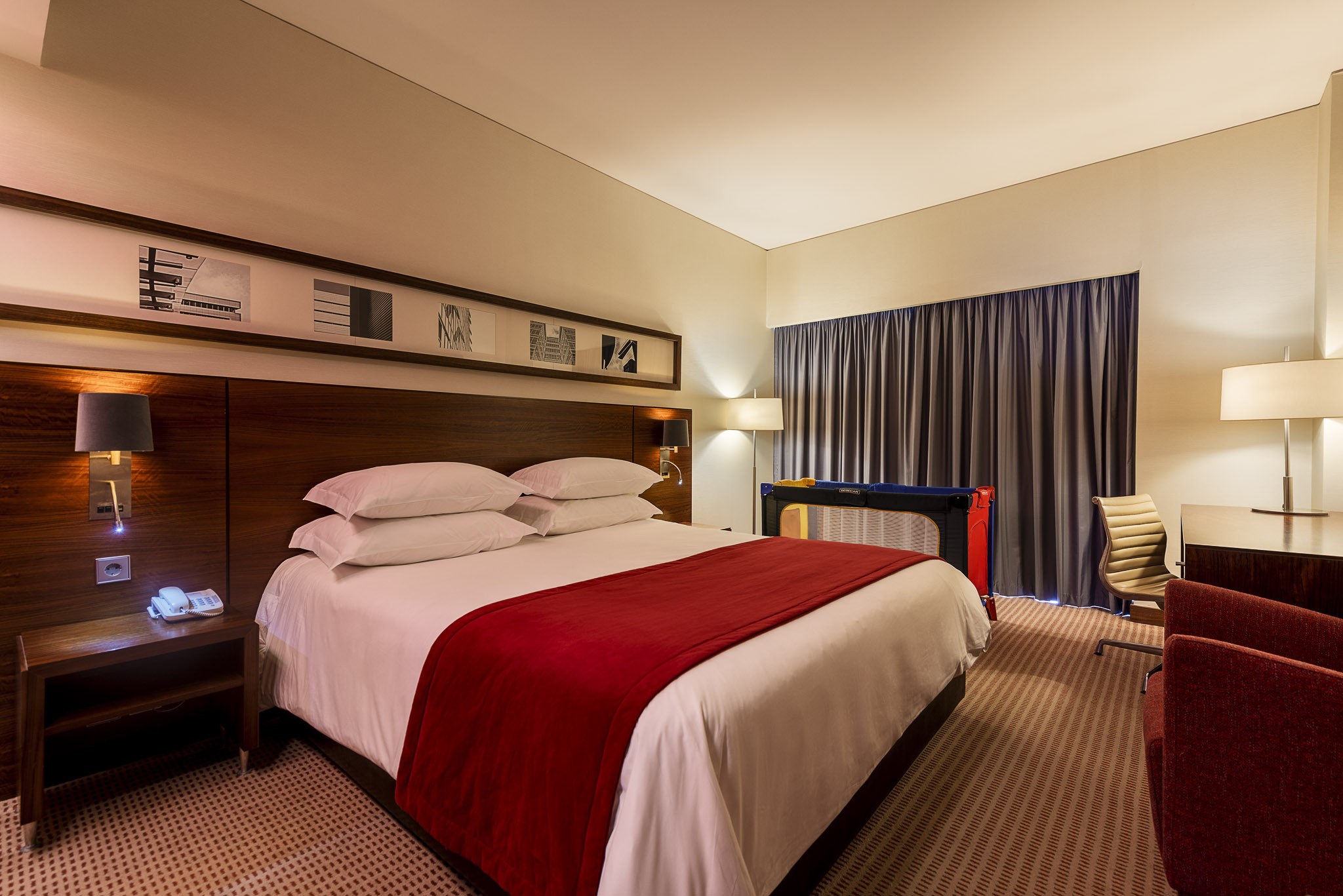 Portugal Lisboa Oeiras Porto Salvo Lagoas Park Hotel Lagoas Quarto Standard Noite Berço