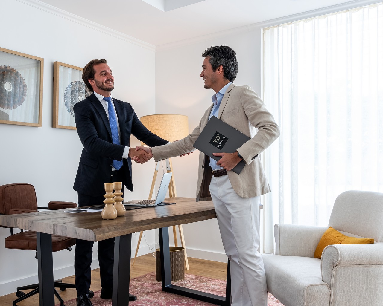 Villa_reuniao_escritorio