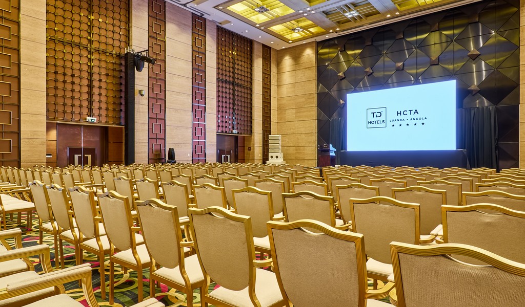 Angola Luanda Hotel HCTA Sala Reuniões Talatona I, II, III (2) (1)