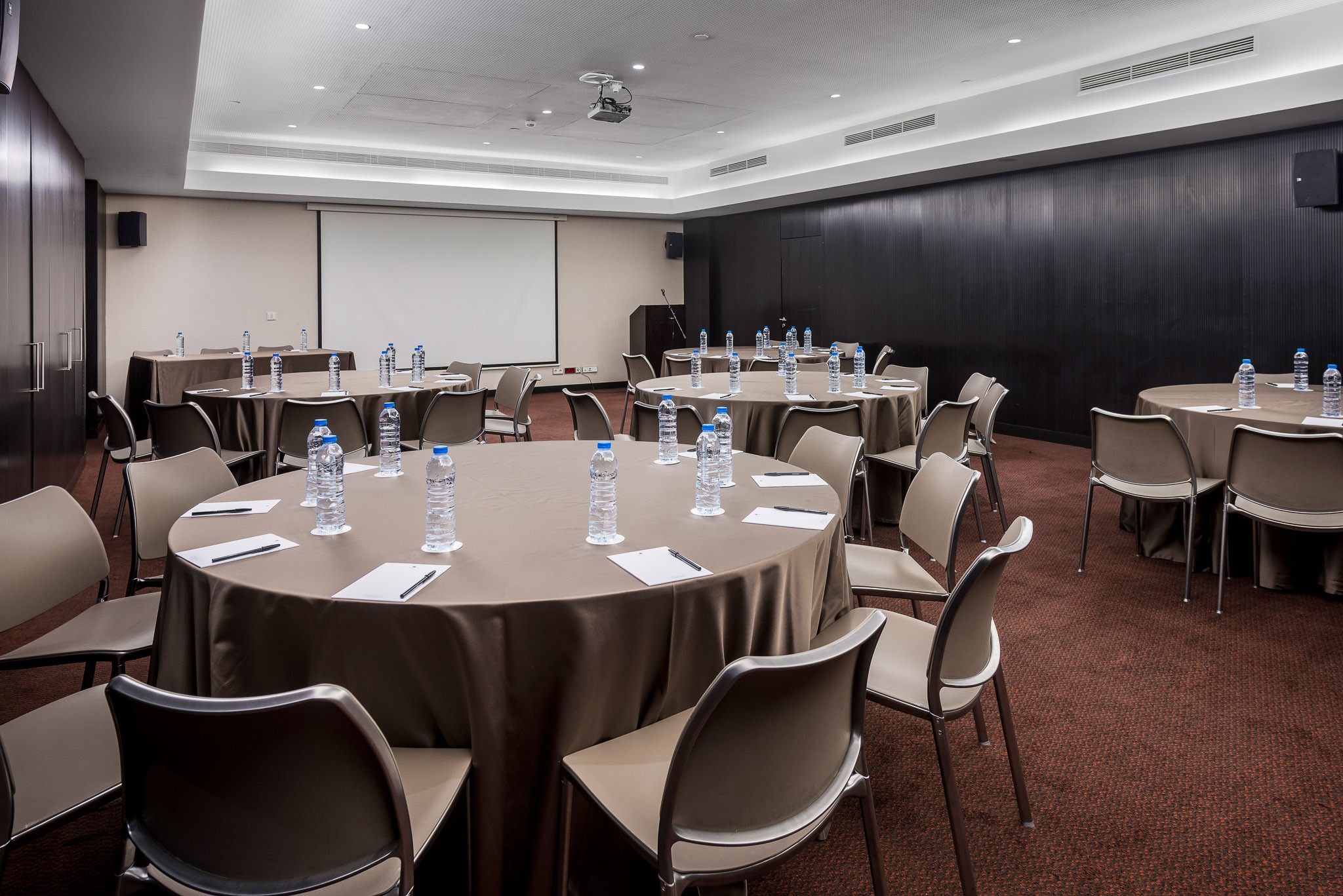 Angola Luanda Hotel Tropico Sala Reuniao Cabinda